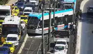 Tramvay raydan çıktı