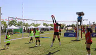 Selçuklu’da file üstünde büyük heyecan! Çim Voleybolu Turnuvası başlıyor