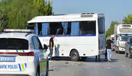 Servis midibüsü tur otobüsüne çarptı: 6 yaralı