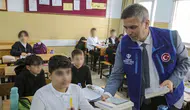 Formu dolduran 50 bin öğrenciye hediye edilecek!