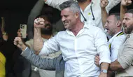 Fenerbahçe’de eski başkan Sadettin Saran ve yönetimi ibra edildi