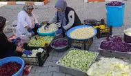 Konya Çocuk Evleri Sitesi’nde kış hazırlığı: Çocuklar turşu kurdu