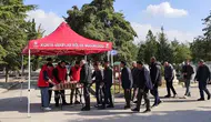 Konya’da 246 yıllık helva geleneği yaşatılıyor: İki noktada ikram yapıldı