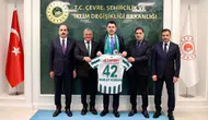 Konyaspor’dan Bakan Murat Kurum’a özel forma!