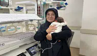 Anne karnında 6 kez kan verildi: Minik bebek sağlıkla doğdu