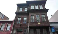 Şair Orhan Veli'nin doğup büyüdüğü köşk satışa çıktı
