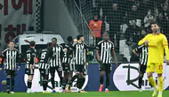 Beşiktaş 3 puanı 4 golle aldı