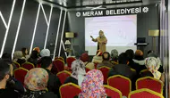 Meram’da ailelere dijital çağ eğitimi: Çocuklar da unutulmadı