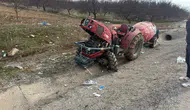 Traktör devrildi: 2 kişi yaralandı