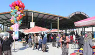 Konya pazarında bayram yoğunluğu: Vatandaş akın etti