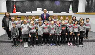 Başkan Kavuş miniklerin merak ettiği soruları yanıtladı