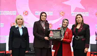 Üç hilalin aydınlığında Türk kadınlarına anlamlı tören