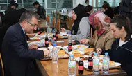Konyalı Başkan öğrenci yurdunda iftar yaptı