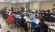 Konya’da zeka yarışı başladı: Satranç turnuvası nefes kesti