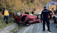 Ormancıları taşıyan otomobil takla attı: 3 yaralı