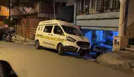Konuşmak için gittiği eşine ateş açtı