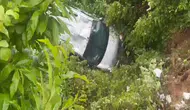 Otomobil şarampole uçtu; 3 yaralı