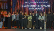 Selçuk Üniversitesi toplulukları Konya’da ödülleri topladı!