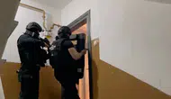 DEAŞ operasyonunda 11 zanlı yakalandı