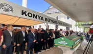 Oğulları tarafından öldürülen anne ve baba defnedildi