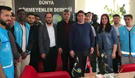 Engel tanımayan kardeşlik: 9 ülkeden gelen öğrenciler Dünya Görmeyenler Derneği’nde