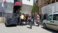 'Yol verme' kavgası; 3 yaralı, 8 gözaltı