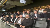 Atiker ve Yönetim takımın yanında