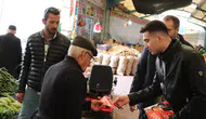 Saadet Gençliği Çumra Pazarı’nda