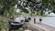 Kediye çarpmamak isterken plaja uçtu: 2’si çocuk 4 yaralı
