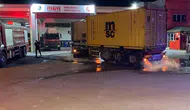 Yanan tırı 10 kilometre kullanıp itfaiyeye ulaştırdı
