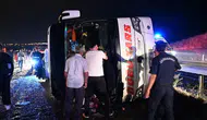 Yolcu otobüsü devrildi: 40 yaralı