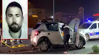 Yol ortasına otururken otomobil çarptı