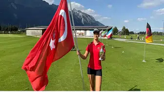 Milli golfçü Deniz Sapmaz, şampiyon oldu.