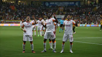 Galatasaray, Kayserispor'u 4-0 yendi