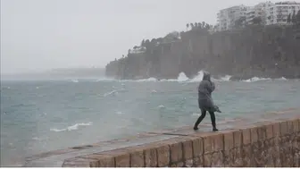 Batı Akdeniz için fırtına uyarısı