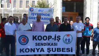 Konya'da, Sosyal Yardımlaşma ve Dayanışma Vakfında çalışanları grevde