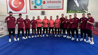 Milli boksörler Liverpool’da altın madalya için hazırlanıyor