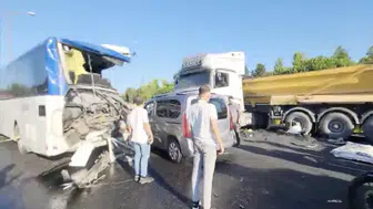 Zincirleme kazada 1 kişi hayatını kaybetti