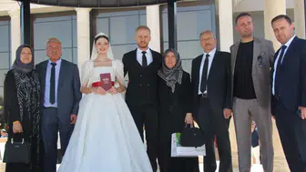İmamoğlu ve Efendioğlu ailelerinin mutlu günü