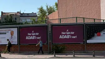 Konya’da merak uyandıran slogan