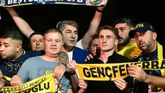 Kerem Aktürkoğlu, Fenerbahçe için İstanbul'a geldi