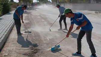 Konya Belediyesi temizlikte vites yükseltti: Her mahallede temizli var!