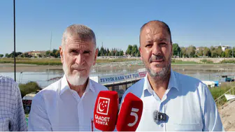 Beyşehir İlçe Başkanı Muhammed Ali Can Beyşehir Gölü kenarında basın açıklaması yaptı.