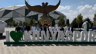 Anahtar Parti'den Konyaspor'a destek! 42 forma satın aldılar!