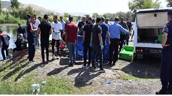 Düşen arkadaşını kurtarmak isterken birlikte boğuldular