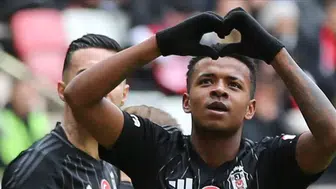 Keny Arroyo, Cruzeiro'ya transfer oldu