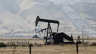 Brent petrolün varil fiyatı  yüzde 5'in üzerinde geriledi