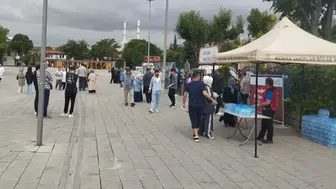 YKS günü vakıf eli öğrencilerin yanında