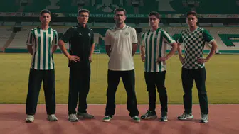 Merakla beklenen an geldi: Konyaspor yeni sezon formalarını tanıttı!