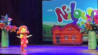 Niloya mutluluk dünyasının kapılarını Konya’ya açıyor